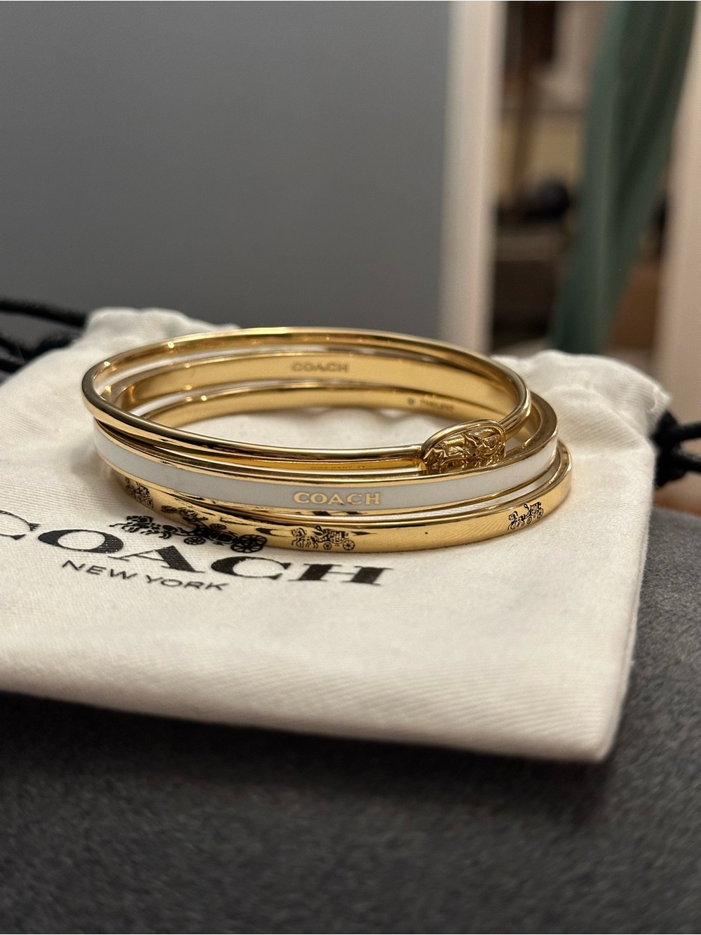 Coach Horse and Carriage Logo Stackable Bangle Set in Gold and White C9244 - Picture 6 of 7